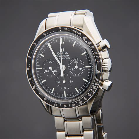 Moonwatch Professional Speedmaster Steel Chronograph